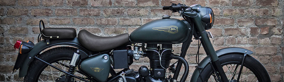 Bullet 350 with custom paint and seat